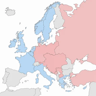 Simplified map of pre-World War I Europe showing two opposing alliance blocs in different colors.